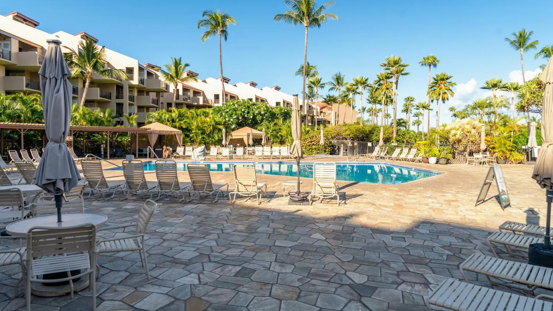 Rear Ocean View 2 Bedroom Single Level Condo At Kamaole Sands 9-305 Wailea  Apartment