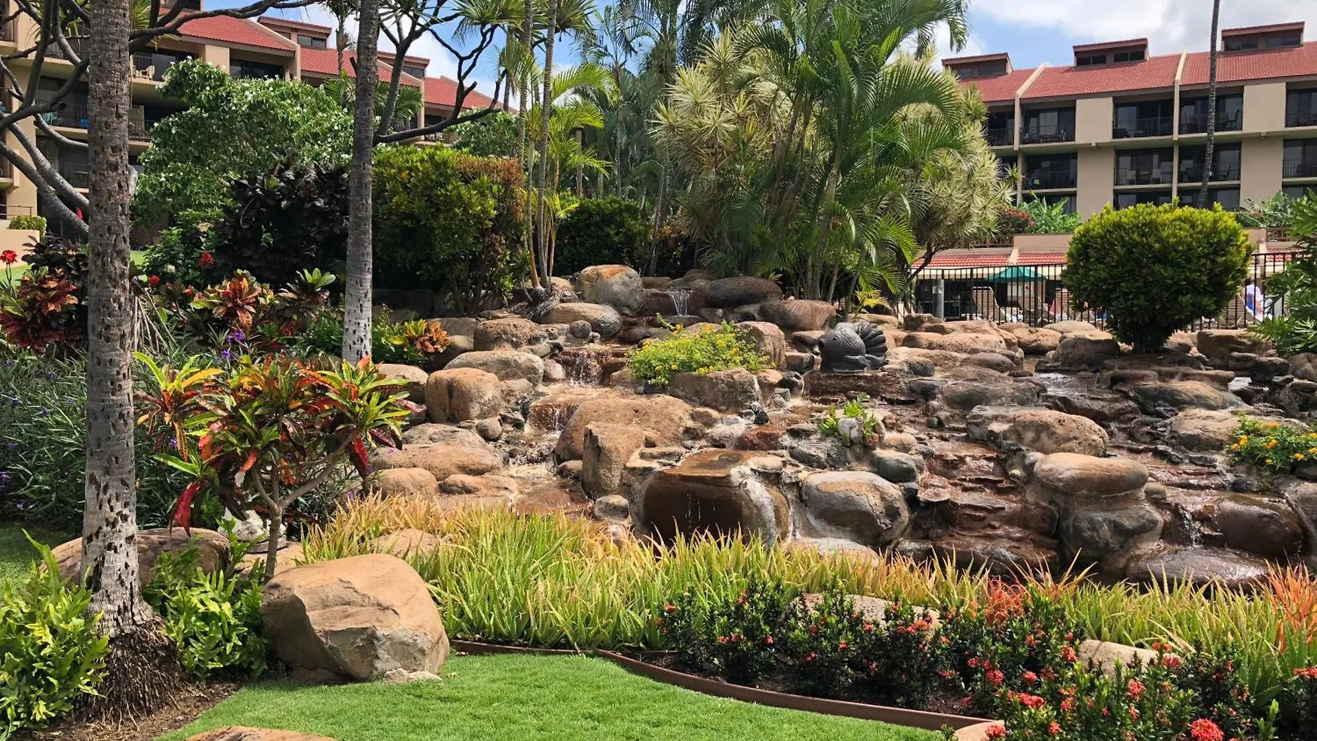 Rear Ocean View 2 Bedroom Single Level Condo At Kamaole Sands 9-305 Wailea