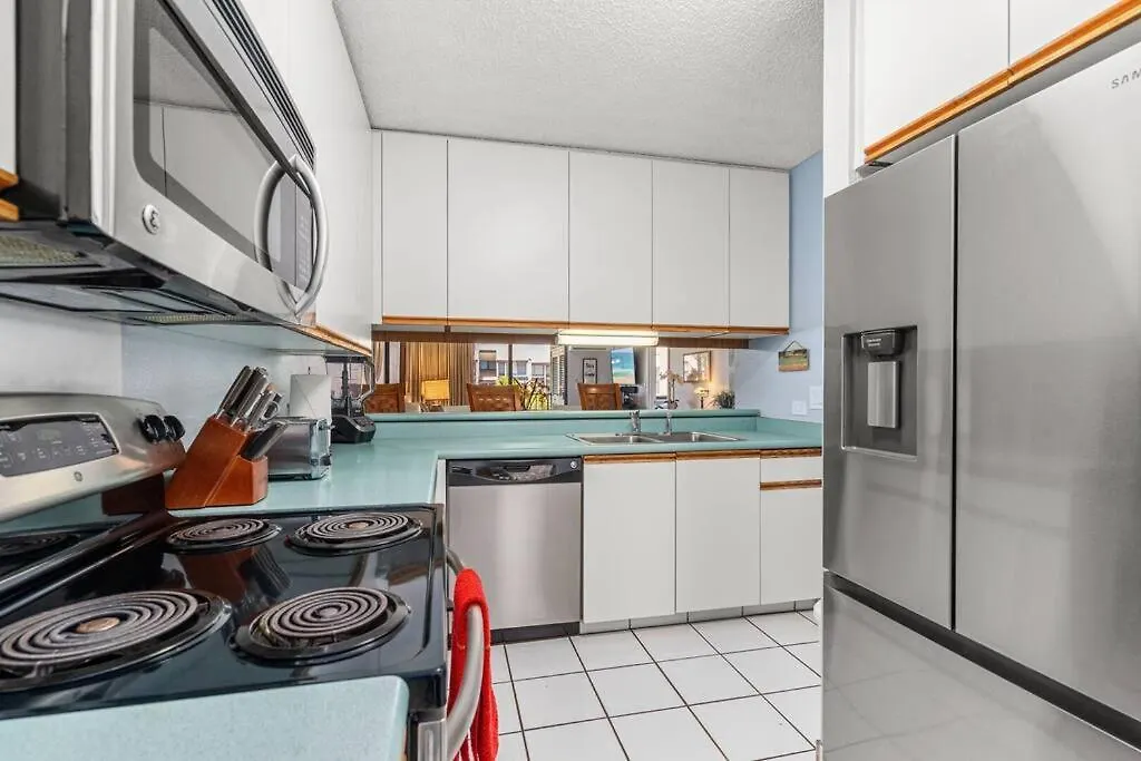 Apartment Rear Ocean View 2 Bedroom Single Level Condo At Kamaole Sands 9-305 Wailea